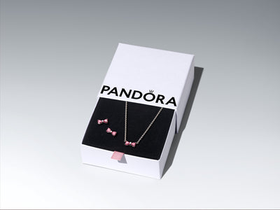 Pandora Sparkling Pink Bow Jewelry Gift Set