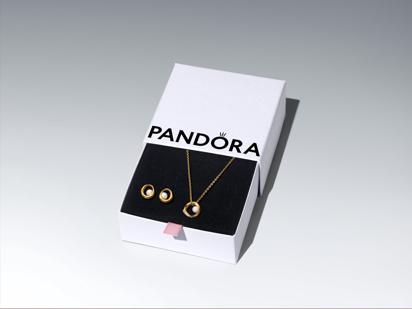 Pandora Organic Sparkle and Pearl Jewelry Gift Set